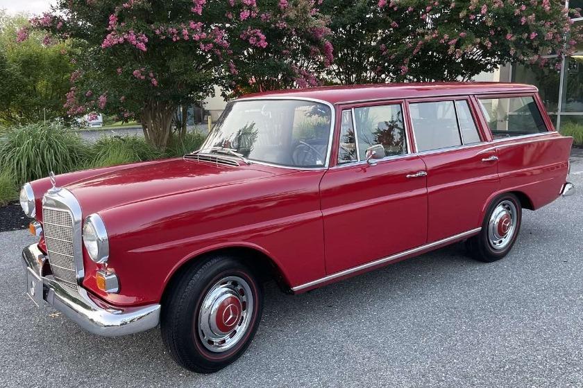 1967 Mercedes-Benz 200D For Sale | Vintage Driving Machines