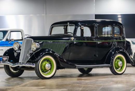 1933 Ford Sedan For Sale | Vintage Driving Machines