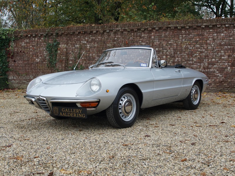 1969 Alfa Romeo Duetto 1750 Veloce For Sale | Vintage Driving Machines