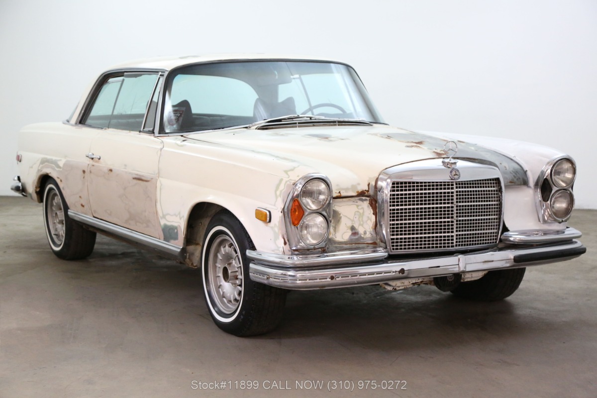 1971 Mercedes-Benz 280SE 3.5 Sunroof For Sale | Vintage Driving Machines