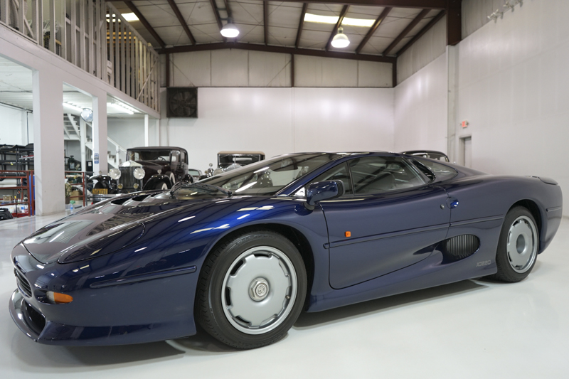 1994 Jaguar XJ220 For Sale | Vintage Driving Machines