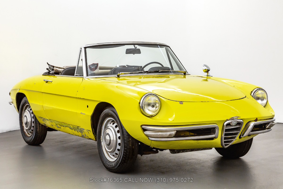 1967 Alfa Romeo Giulia Spider Duetto For Sale | Vintage Driving Machines