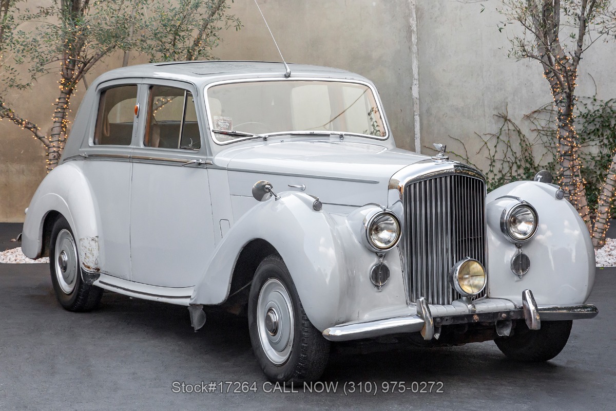1954 Bentley R-Type Saloon For Sale | Vintage Driving Machines