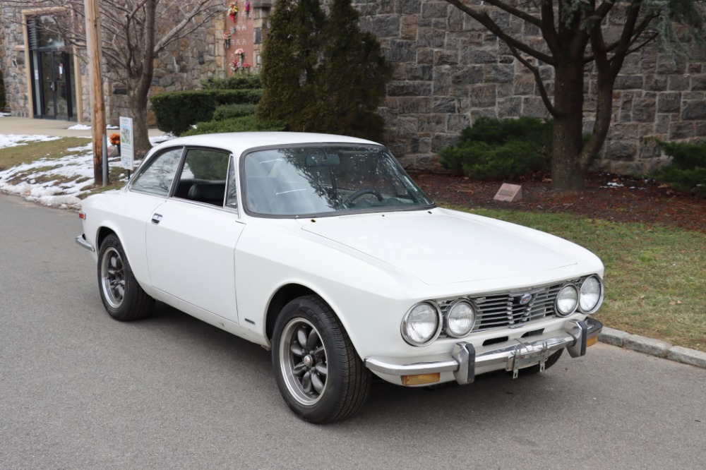 1974 Alfa Romeo GTV 2000 For Sale | Vintage Driving Machines