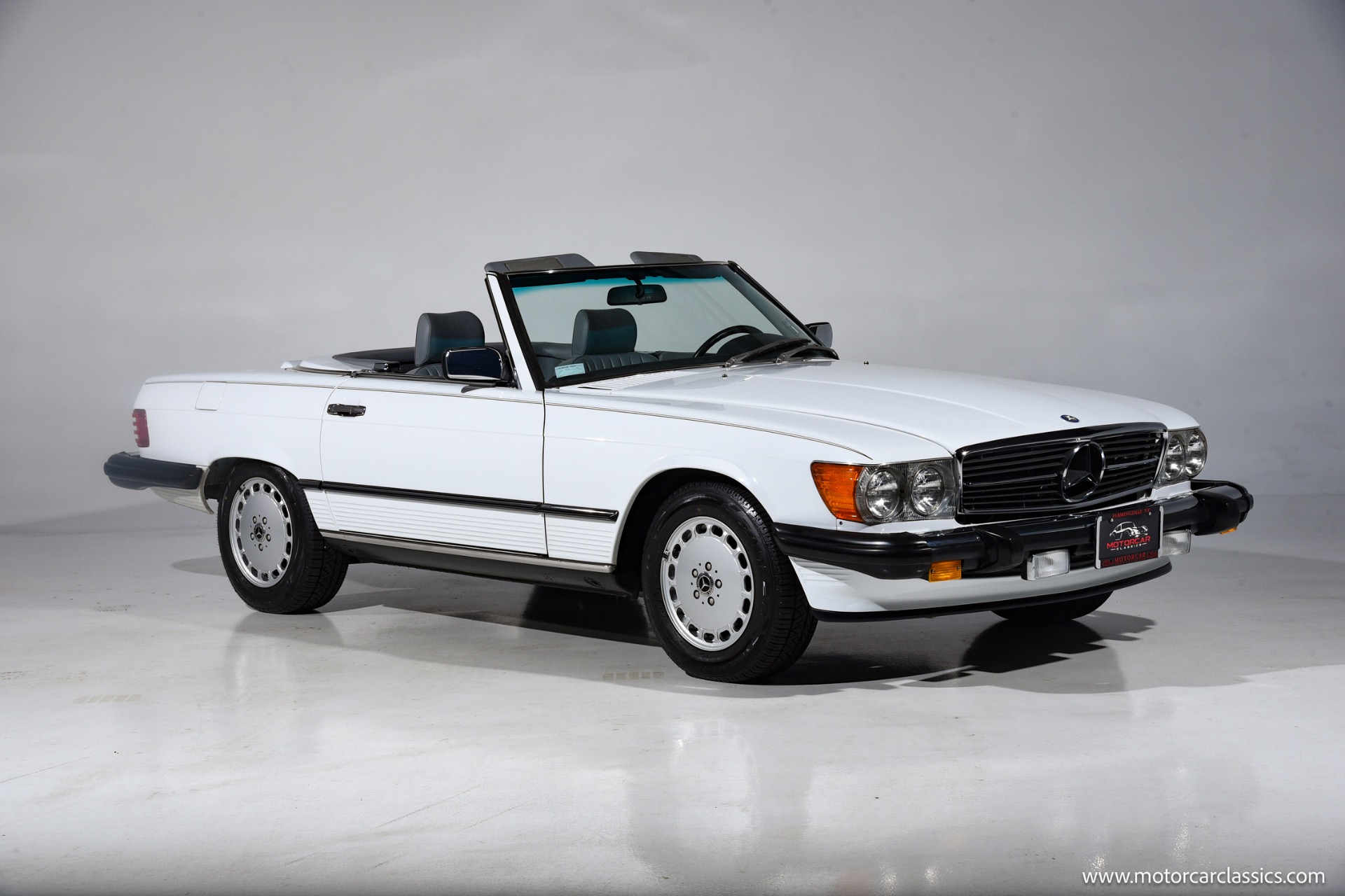 1989 Mercedes-Benz 560SL For Sale | Vintage Driving Machines
