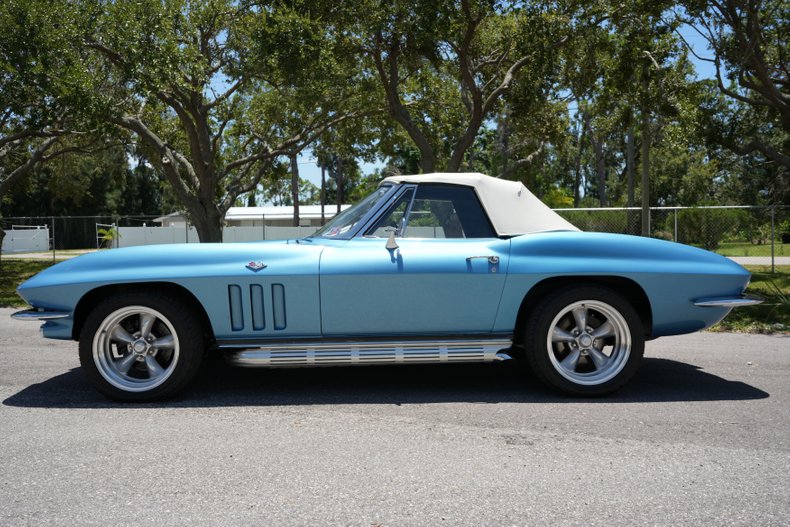 1967 Chevrolet Corvette Convertible For Sale | Vintage Driving Machines