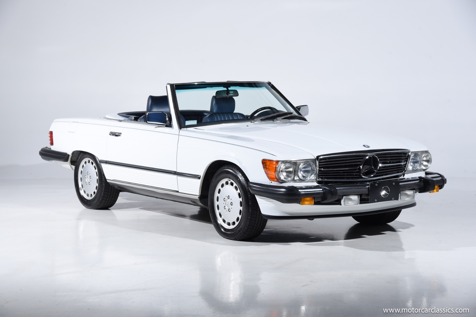 1989 Mercedes-Benz 560SL For Sale | Vintage Driving Machines
