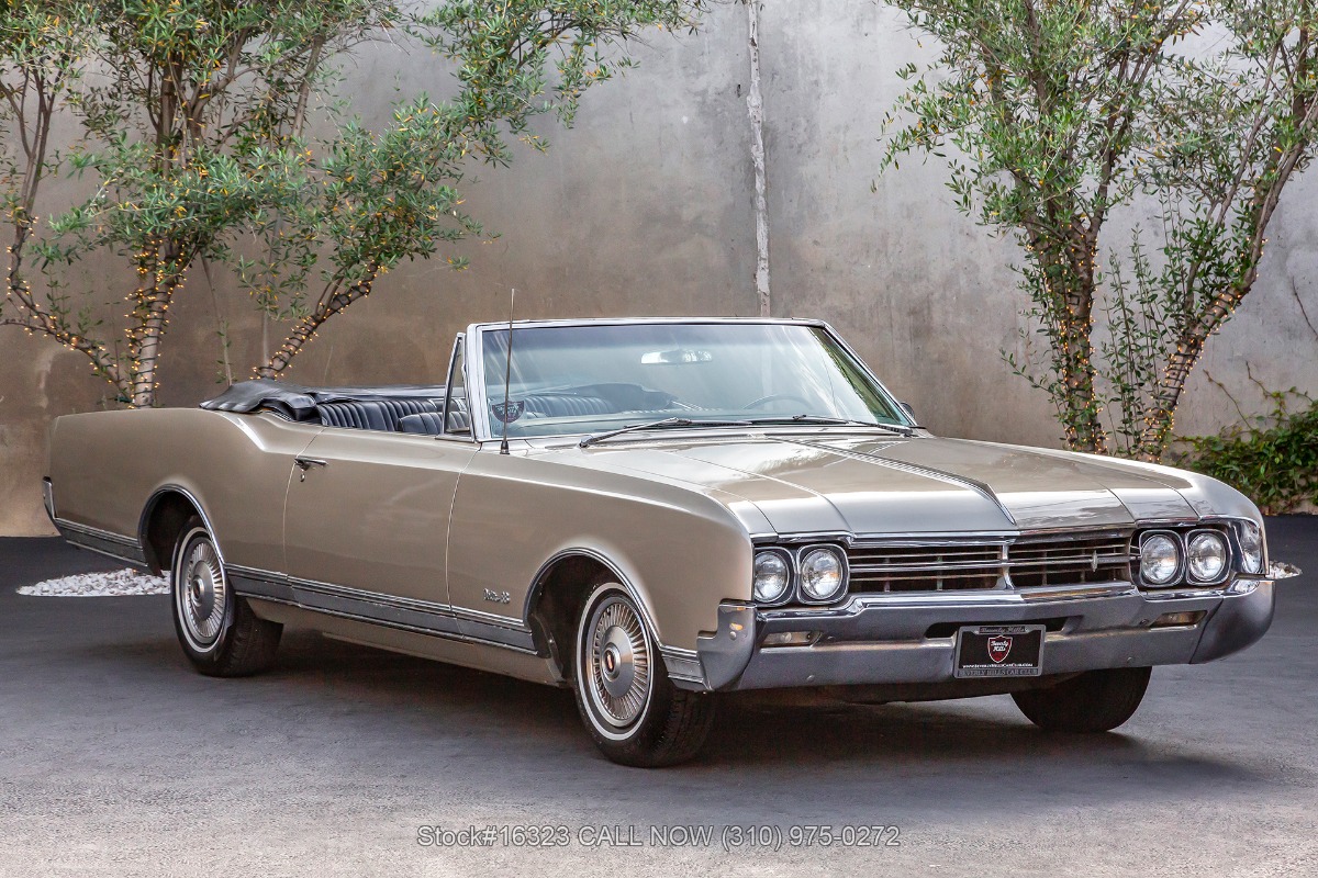 1966 Oldsmobile Delta 88 For Sale | Vintage Driving Machines