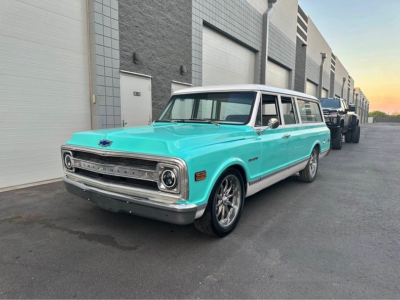 1969 Chevrolet Suburban For Sale | Vintage Driving Machines