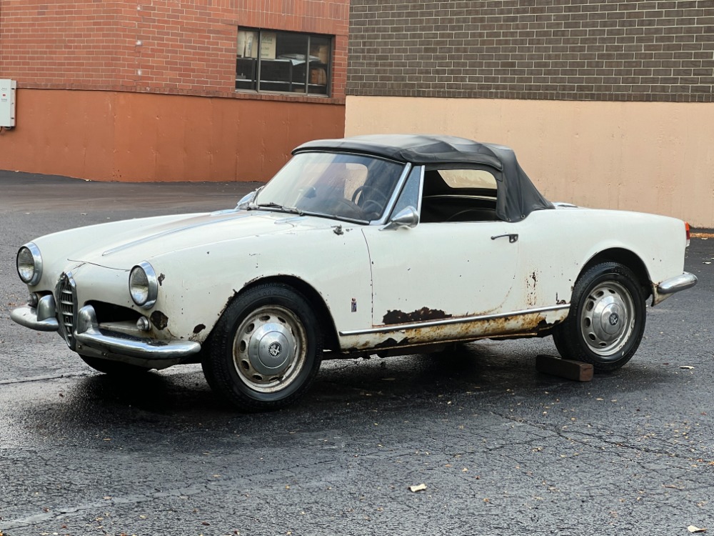 1961 Alfa Romeo Giulietta Spider For Sale | Vintage Driving Machines