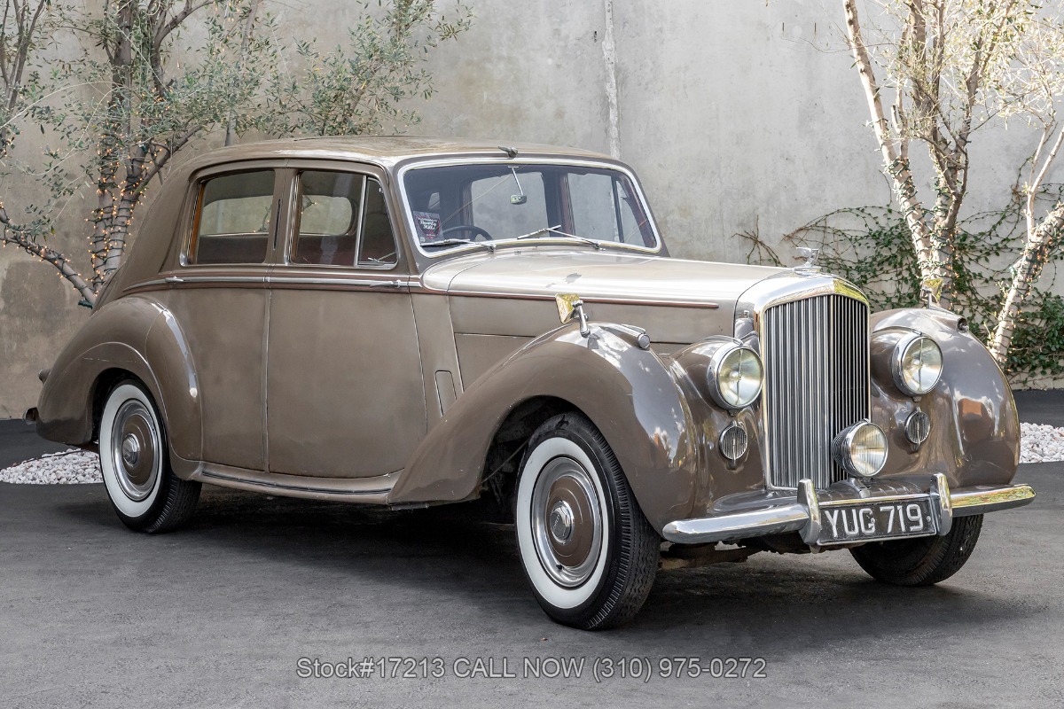 1954 Bentley R-Type Saloon For Sale | Vintage Driving Machines