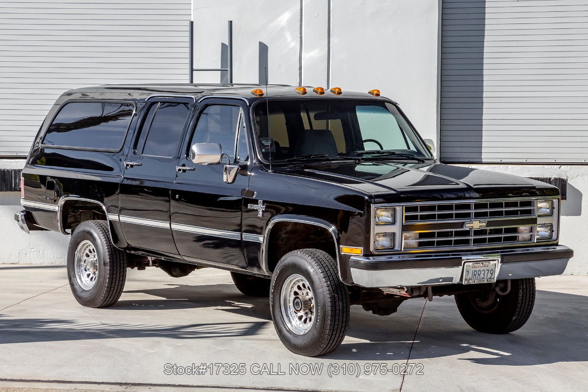 1988 Chevrolet Suburban For Sale | Vintage Driving Machines