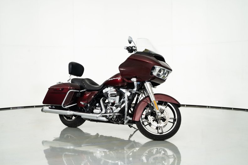 2015 Harley-Davidson Road Glide For Sale | Vintage Driving Machines