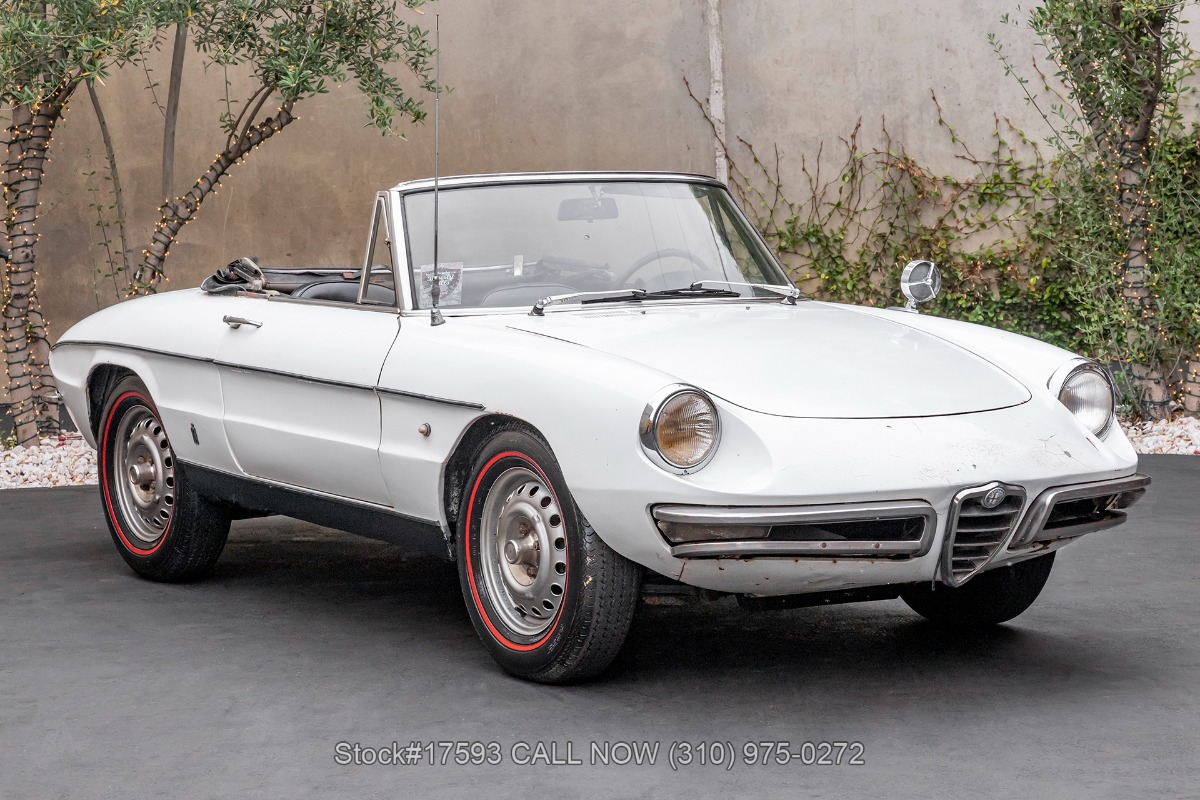 1967 Alfa Romeo Giulia Spider Duetto For Sale | Vintage Driving Machines