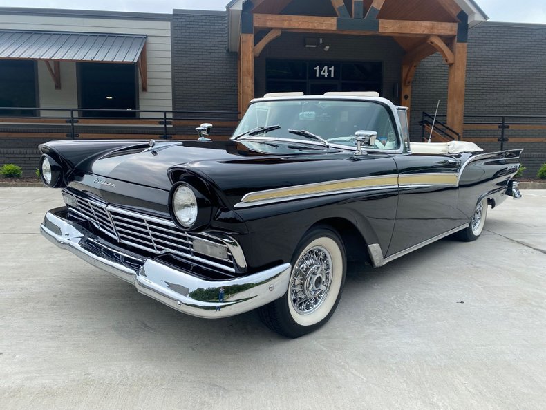 1957 Ford Fairlane 500 For Sale | Vintage Driving Machines