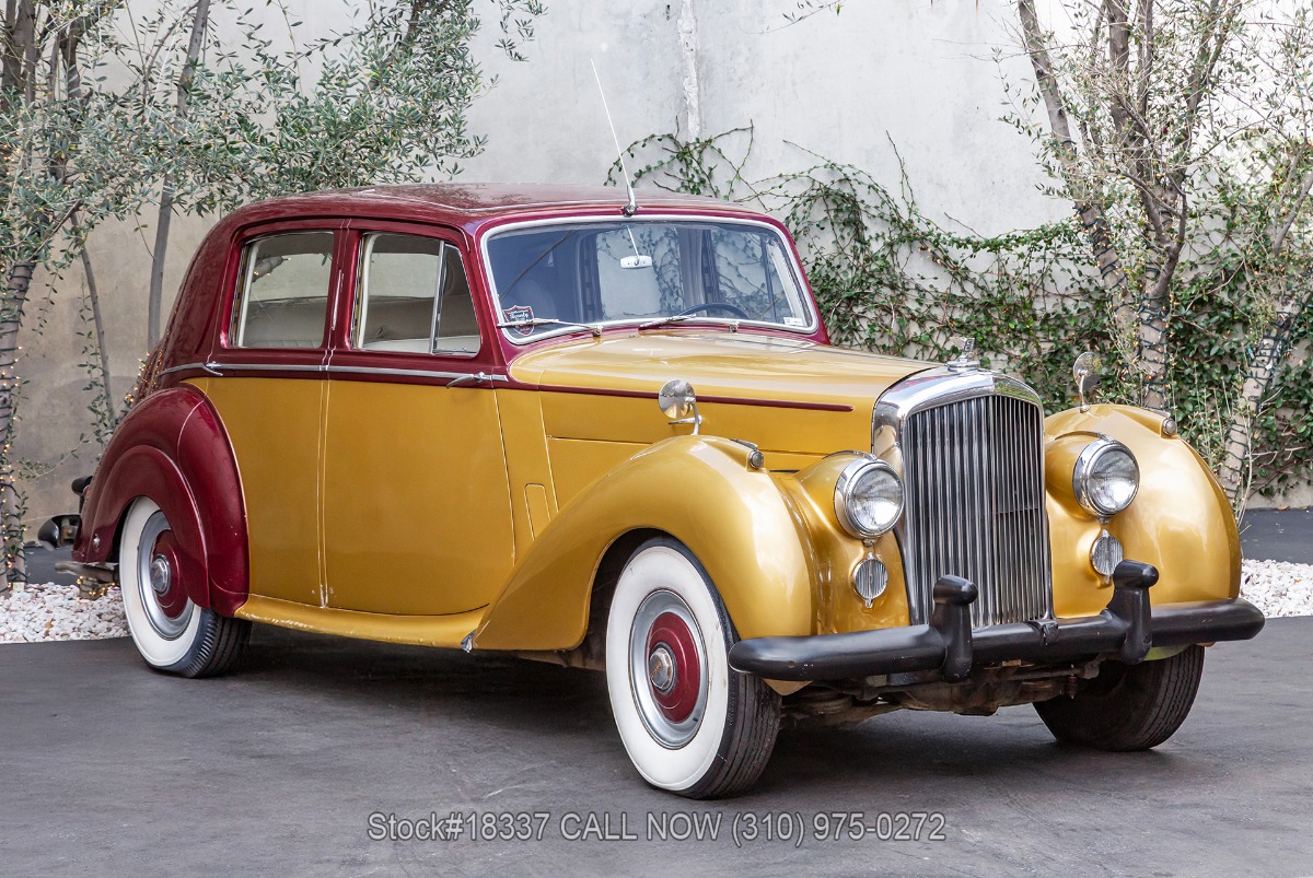1954 Bentley R-Type Saloon For Sale | Vintage Driving Machines