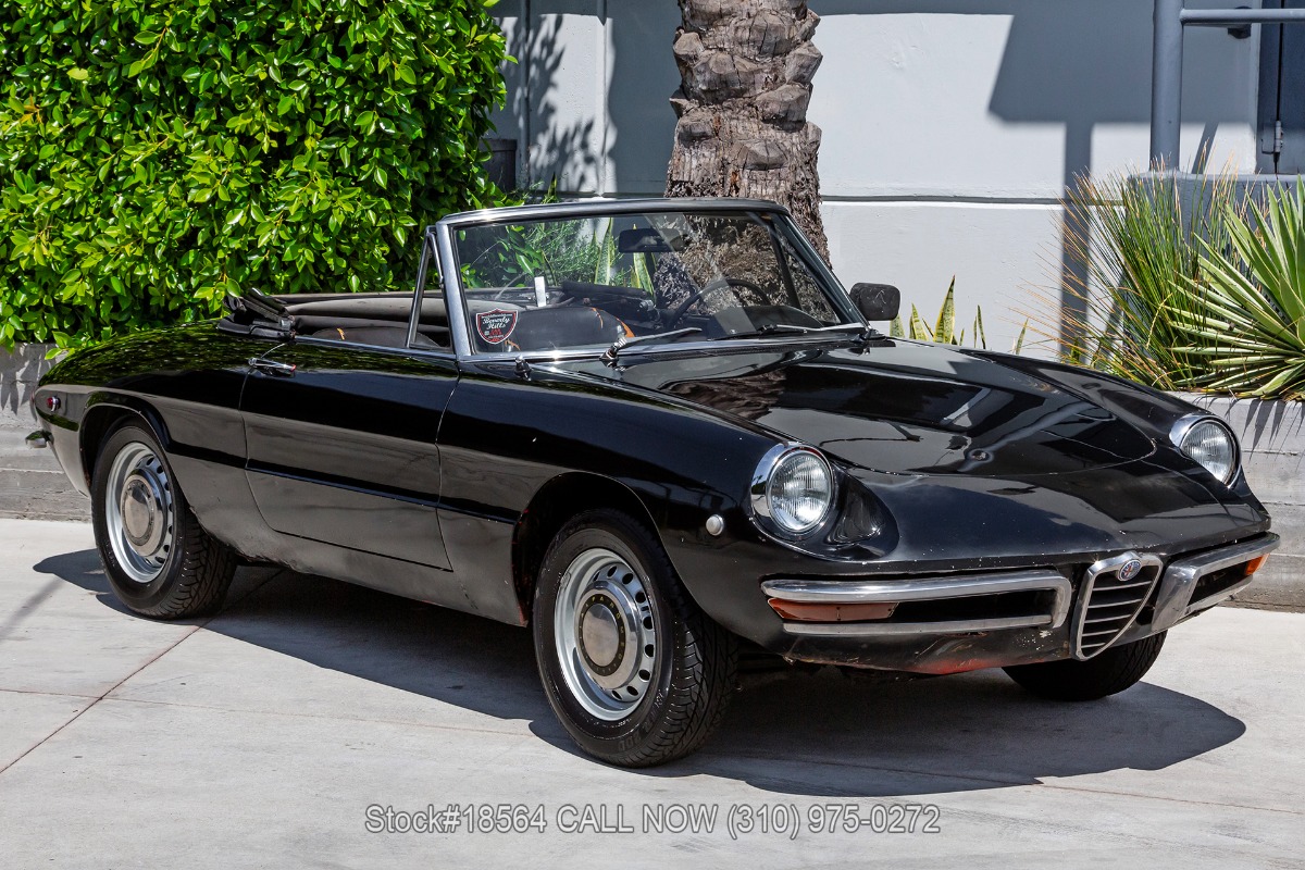 1969 Alfa Romeo 1750 Spider Veloce For Sale | Vintage Driving Machines